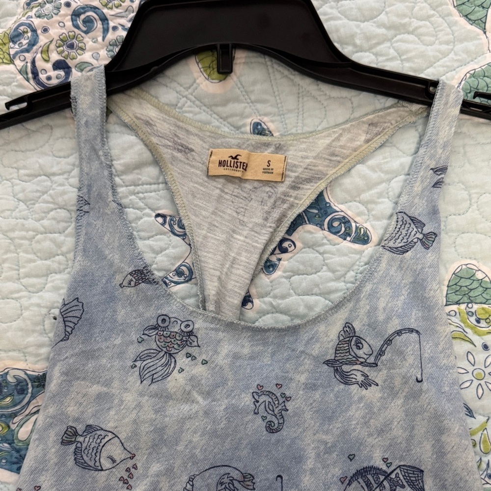 Hollister Light Blue Fish Patterned Tank Top with Twist Back Small - Picture 3 of 7